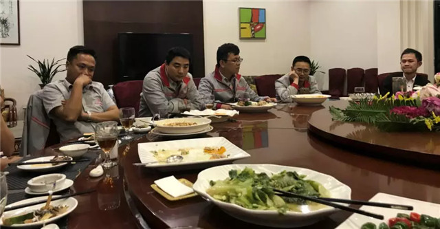 亮閣門窗｜家庭文化系列報(bào)道之——傳承孝道文化！