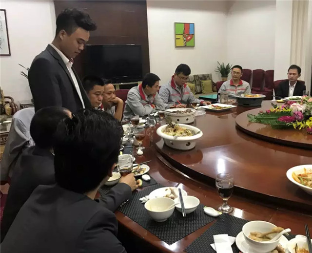 亮閣門窗｜家庭文化系列報(bào)道之——傳承孝道文化！