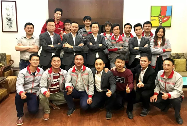 亮閣門窗｜家庭文化系列報(bào)道之——傳承孝道文化！